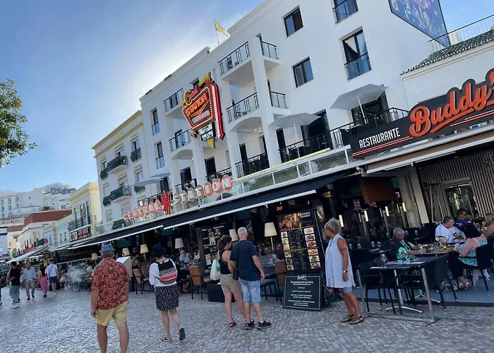 Hostel Pedro Samora Αλμπουφέιρα