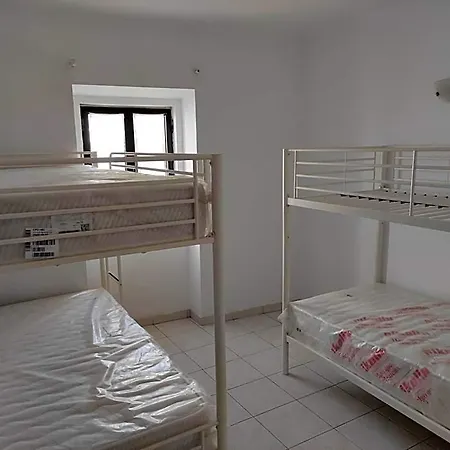Hostel Pedro Samora *